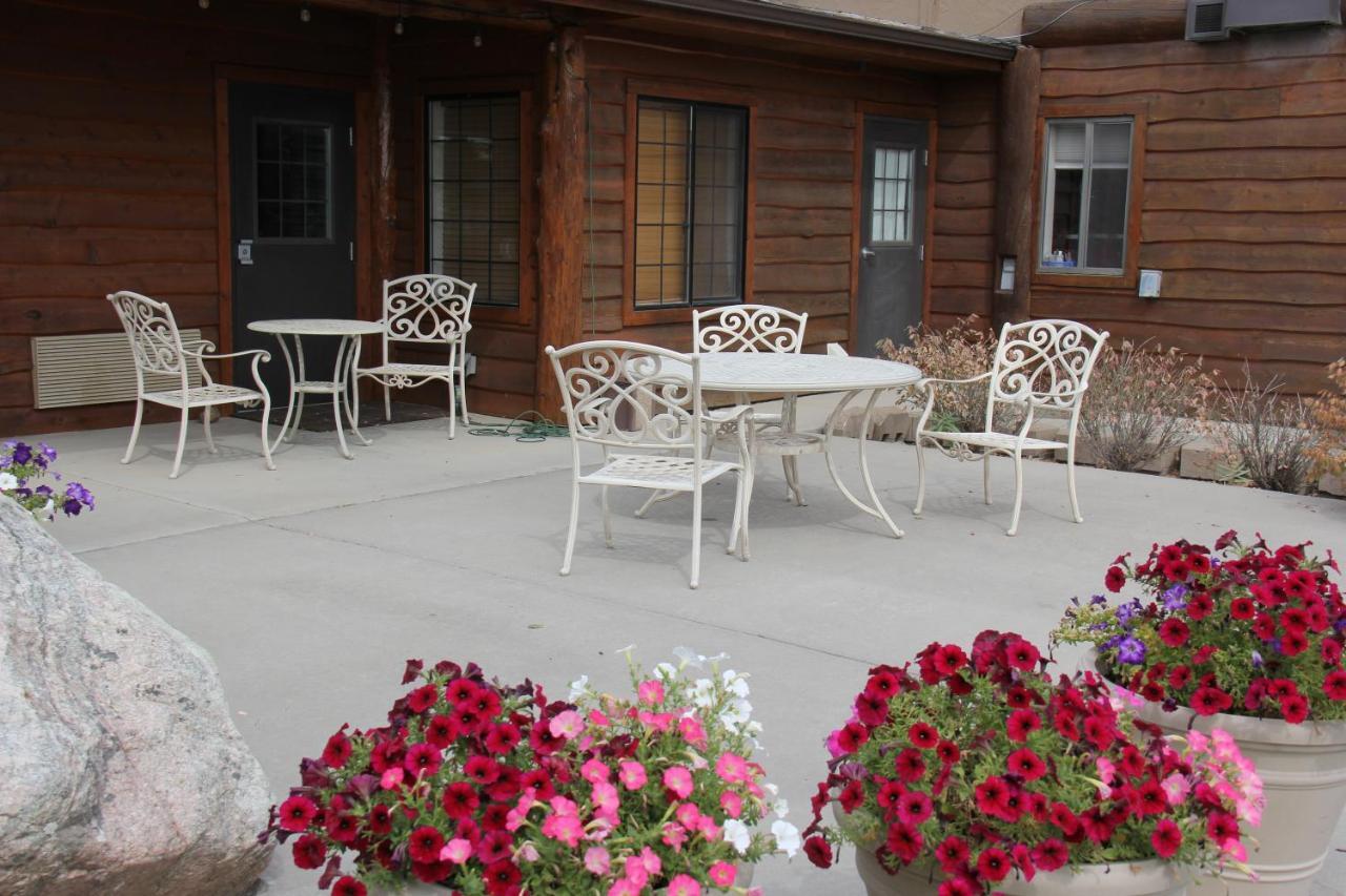 Homestead Inn And Suites Hardin Экстерьер фото