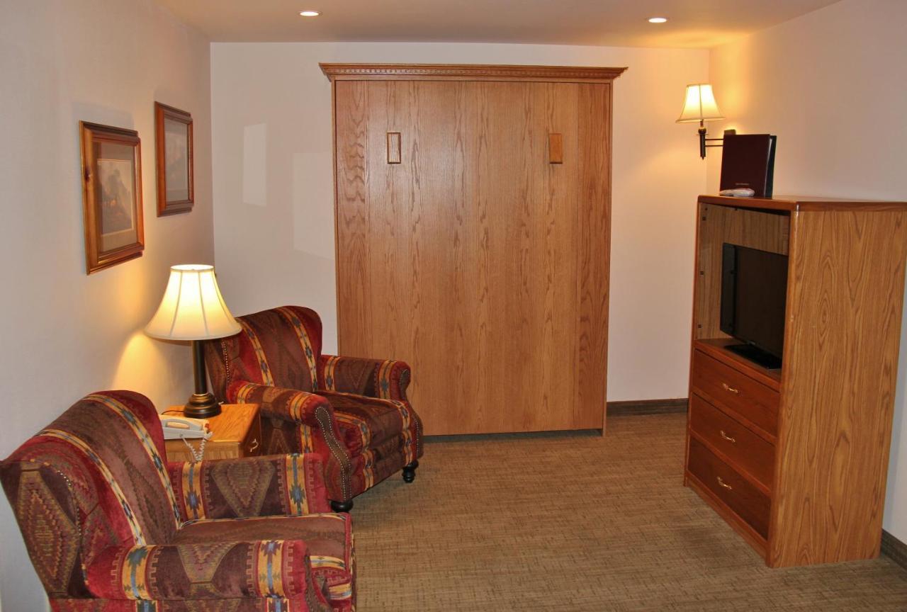 Homestead Inn And Suites Hardin Экстерьер фото