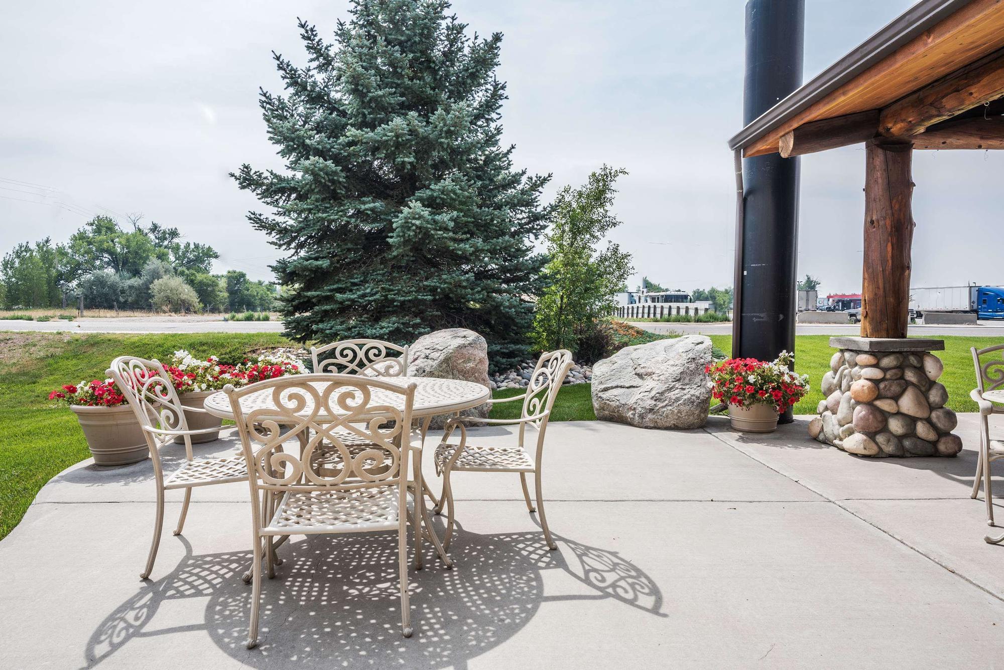 Homestead Inn And Suites Hardin Экстерьер фото