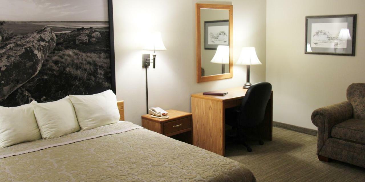 Homestead Inn And Suites Hardin Экстерьер фото