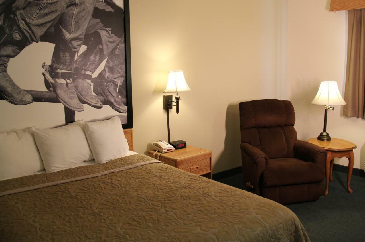 Homestead Inn And Suites Hardin Экстерьер фото