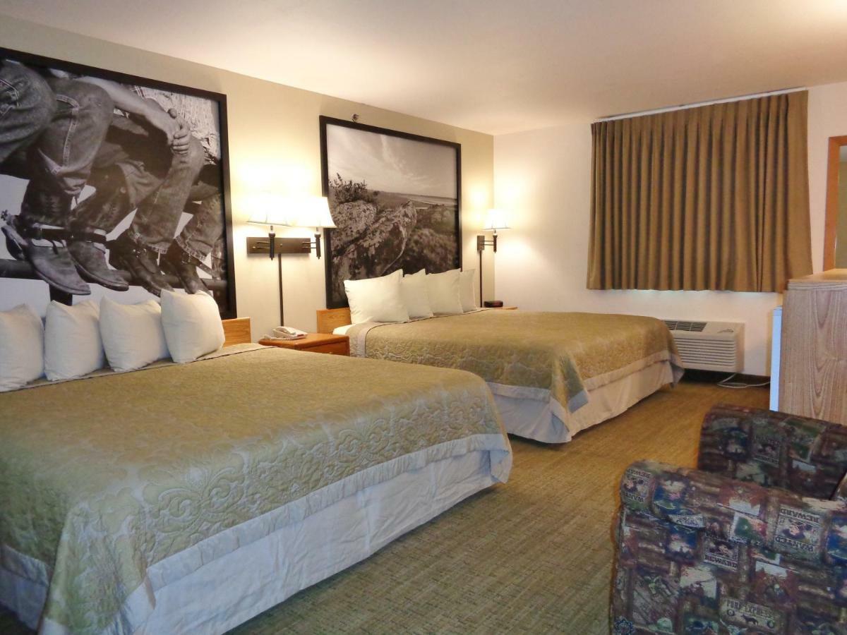 Homestead Inn And Suites Hardin Экстерьер фото