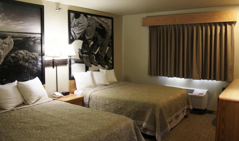 Homestead Inn And Suites Hardin Экстерьер фото